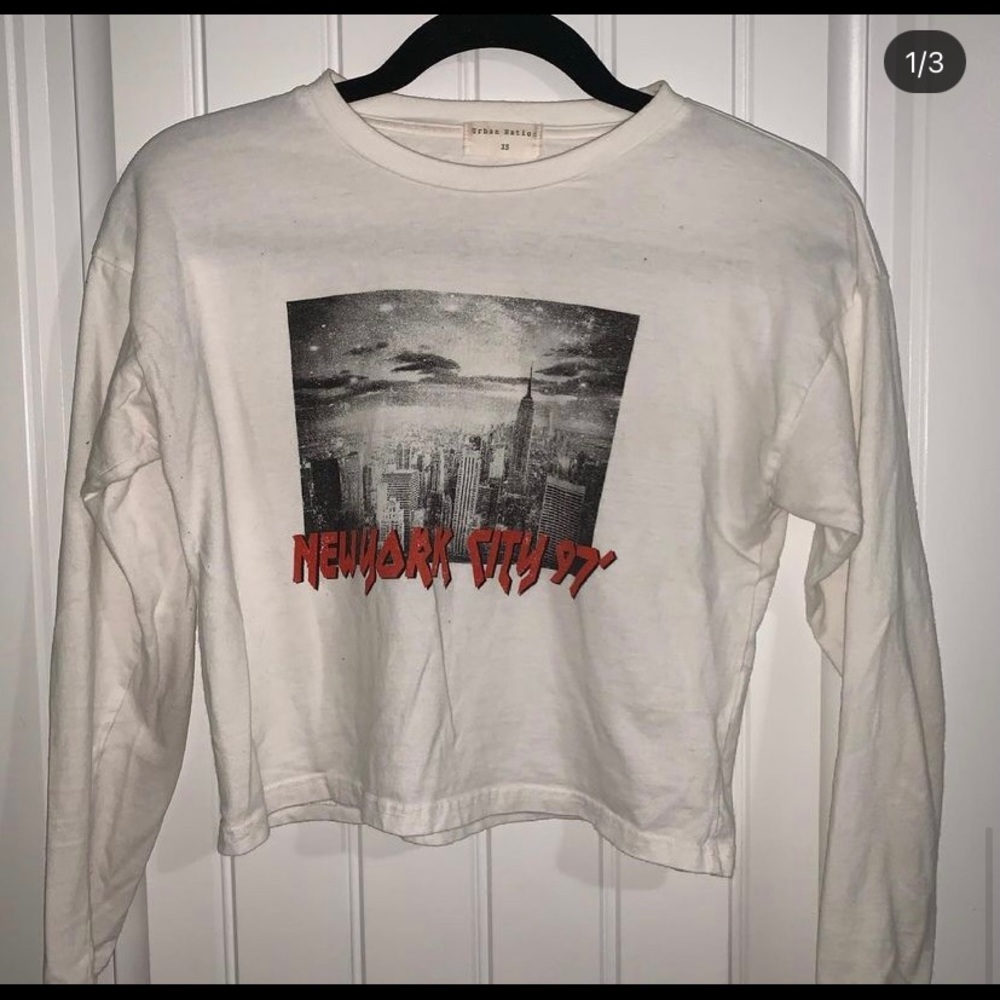 Long sleeve cropped shirt